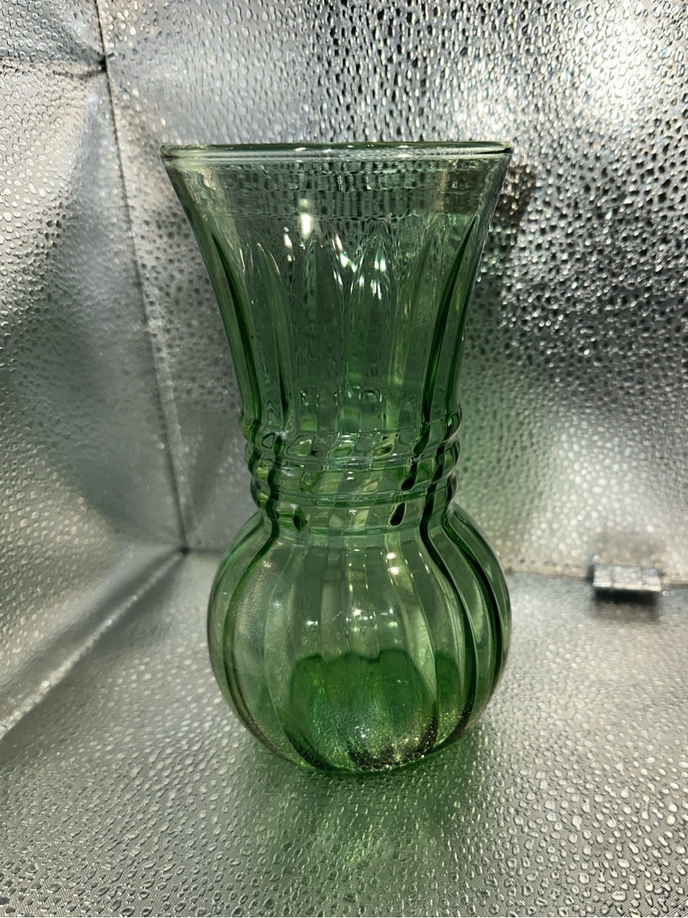 Vintage Anchor Hocking Avocado Green Vase w/Ribbed Base Rope Design Optic Swirl